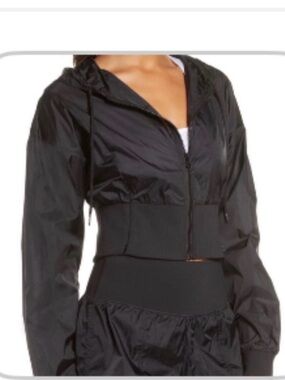 Alo Yoga nebula jacket LIGHTWEIGHT jacket 
Small